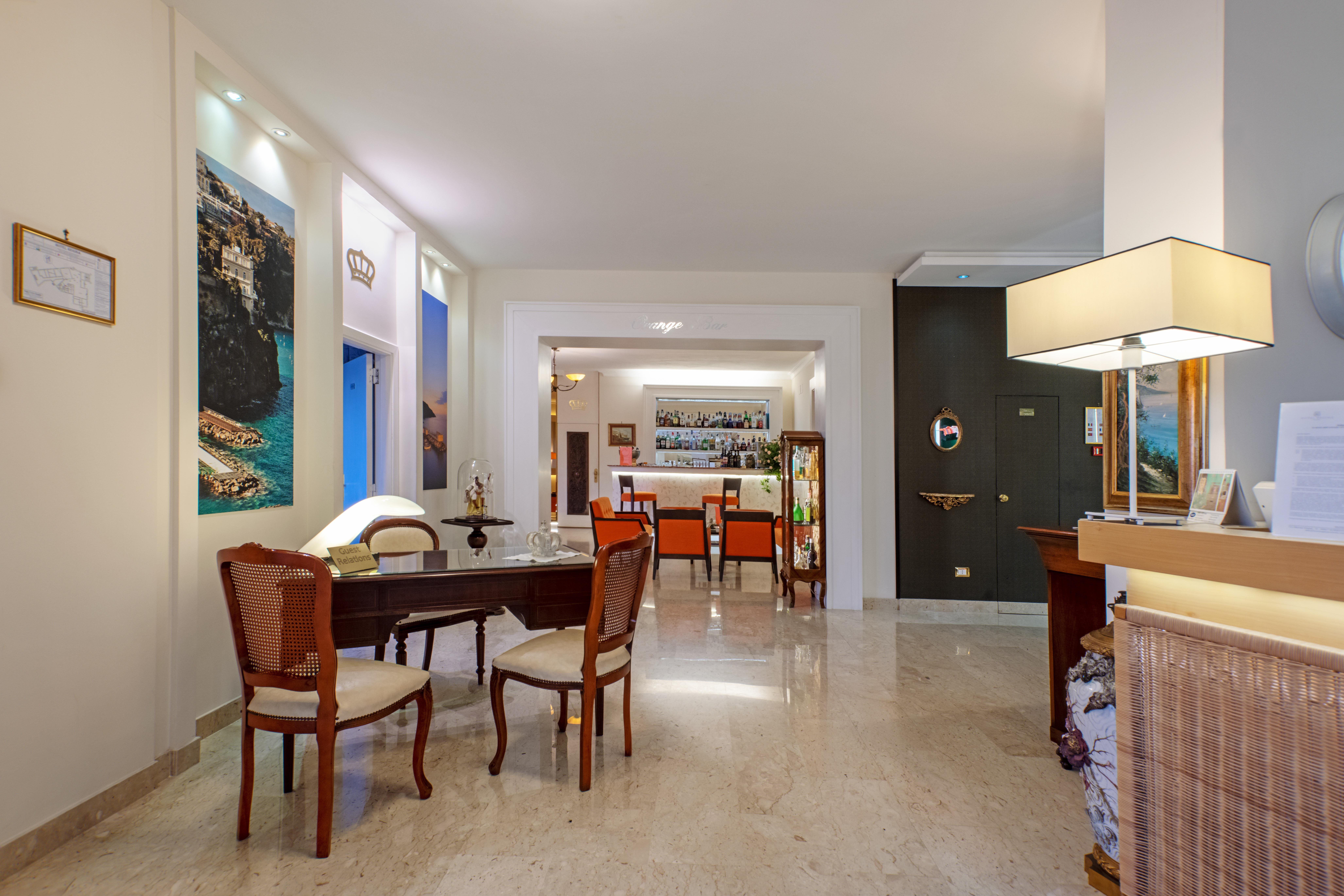 Boutique Hotel Regina Сорренто Экстерьер фото