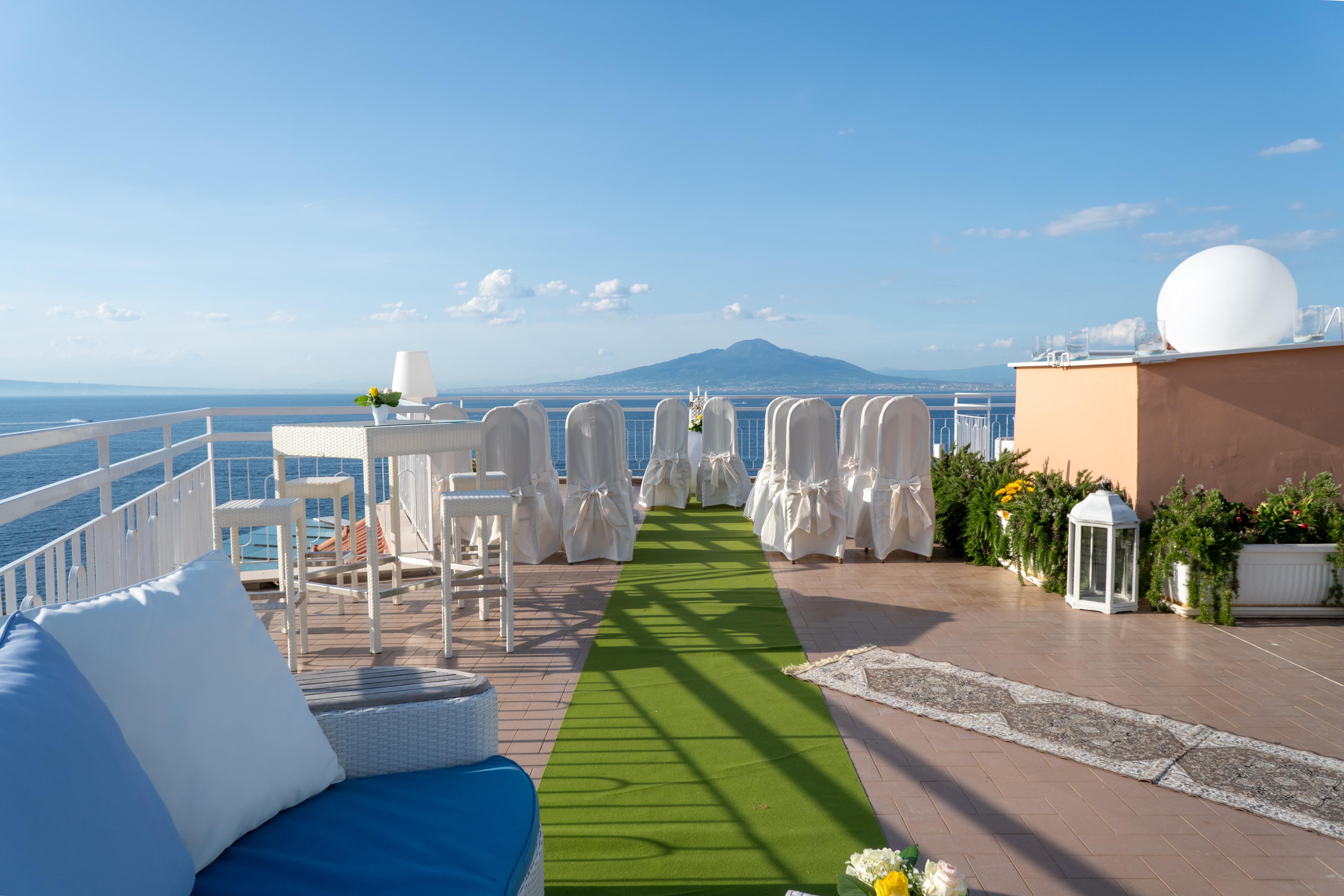 Boutique Hotel Regina Сорренто Экстерьер фото