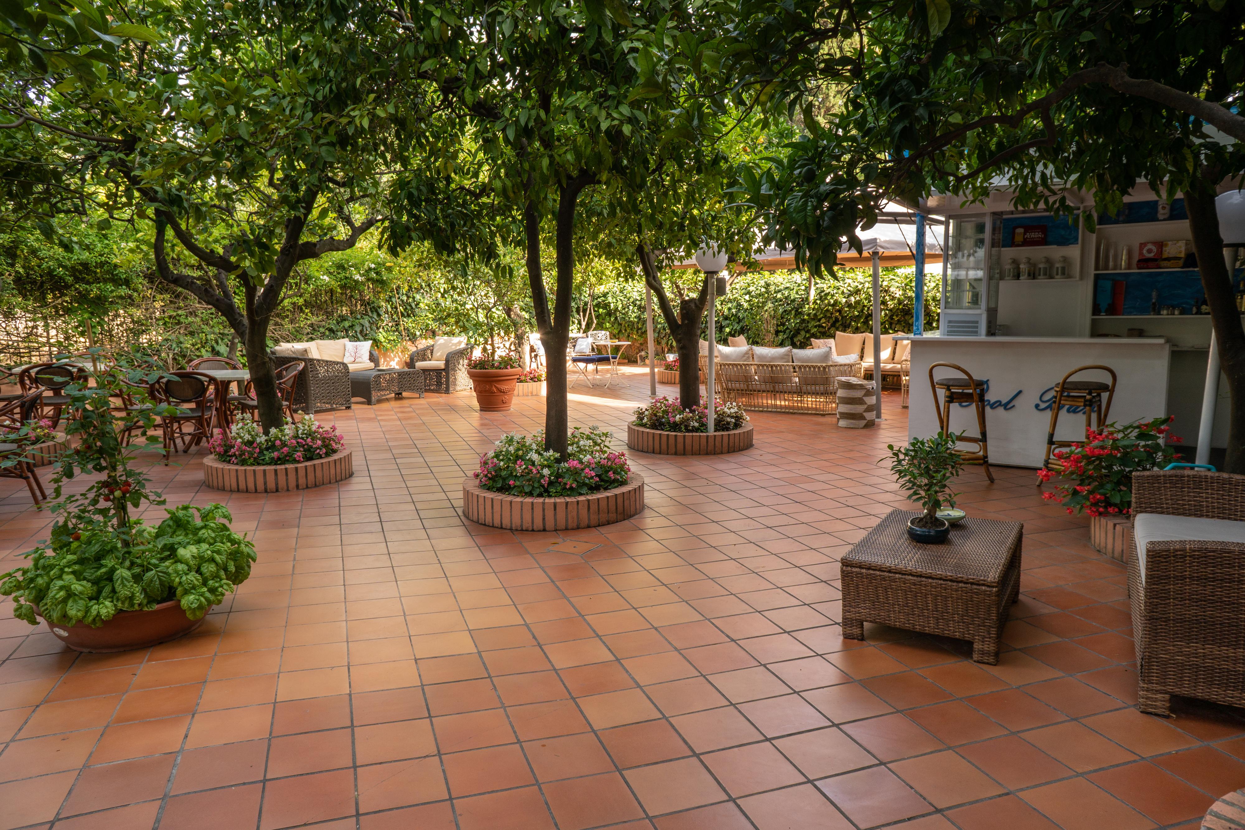 Boutique Hotel Regina Сорренто Экстерьер фото